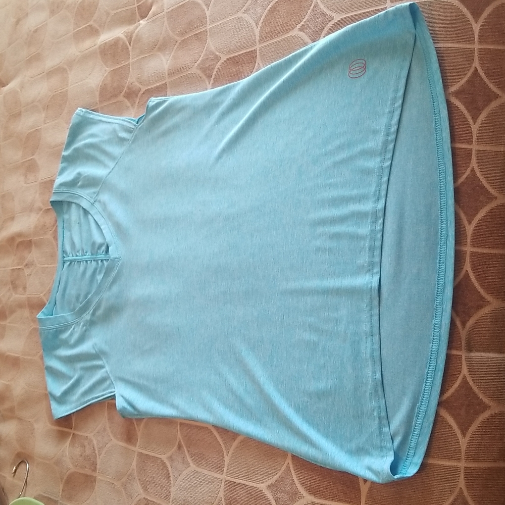 Balance Collection VNeck Ruched Back Top Small - Picture 12 of 12